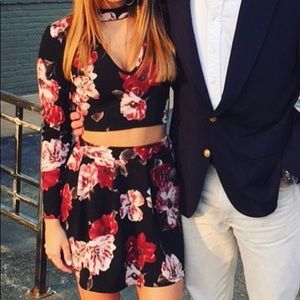 Two piece outfit!— l will add actual pics just ask